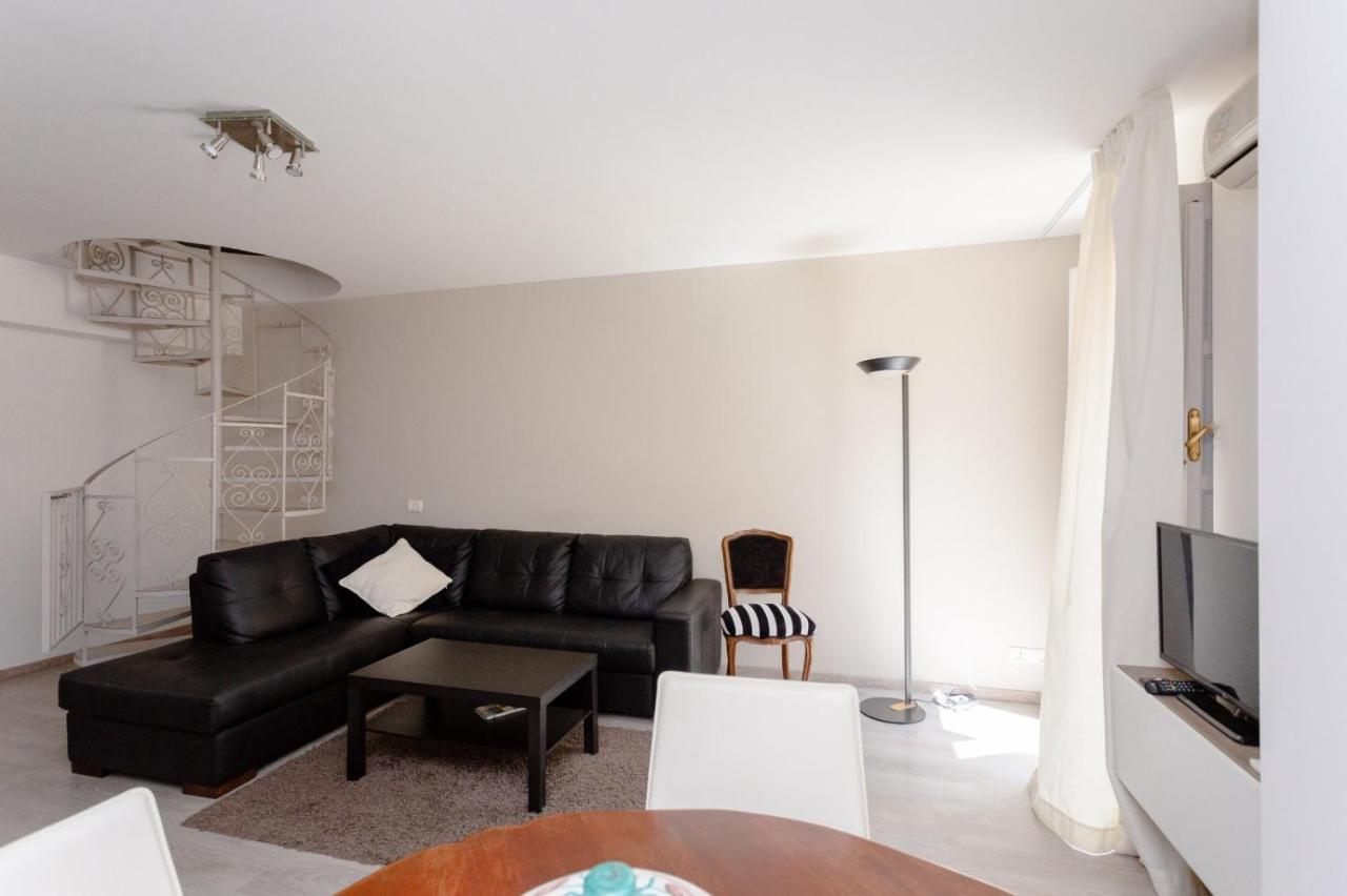 Domus Elisae Apartment ตาออร์มินา ภายนอก รูปภาพ