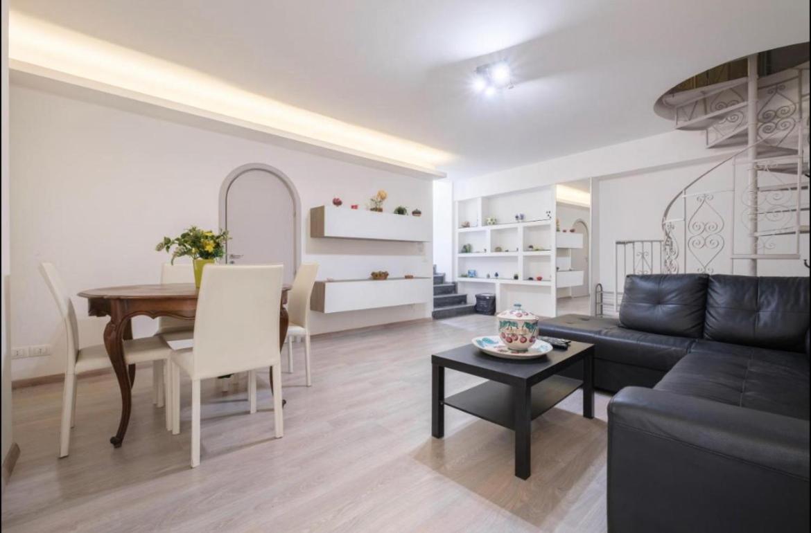 Domus Elisae Apartment ตาออร์มินา ภายนอก รูปภาพ